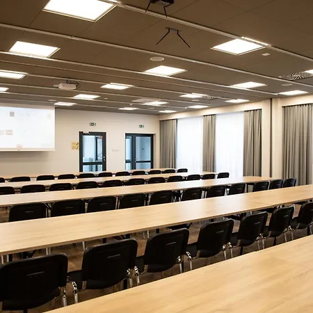 Vendégház Hut Pus Spolka Akcyjna