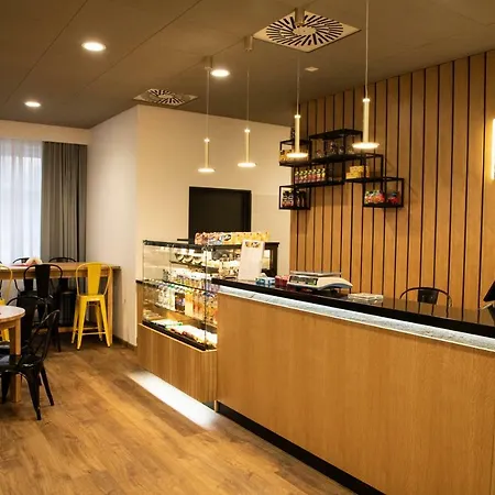 Hut Pus Spolka Akcyjna 3*