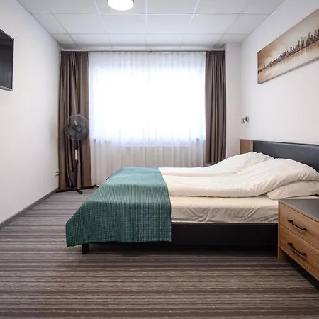 Hut Pus Spolka Akcyjna Pensionat Kraków